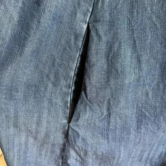 Long Sleeve Foxcroft Denim Shirt with Pockets - Picture 5 of 9